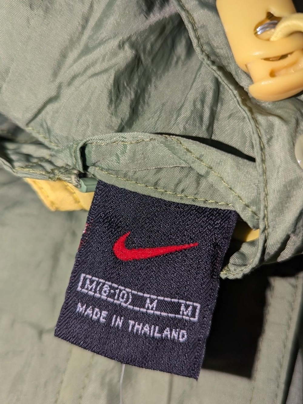 Nike Colorblock Anorak Jacket in Olive Green & Navy - Picture 3 of 4